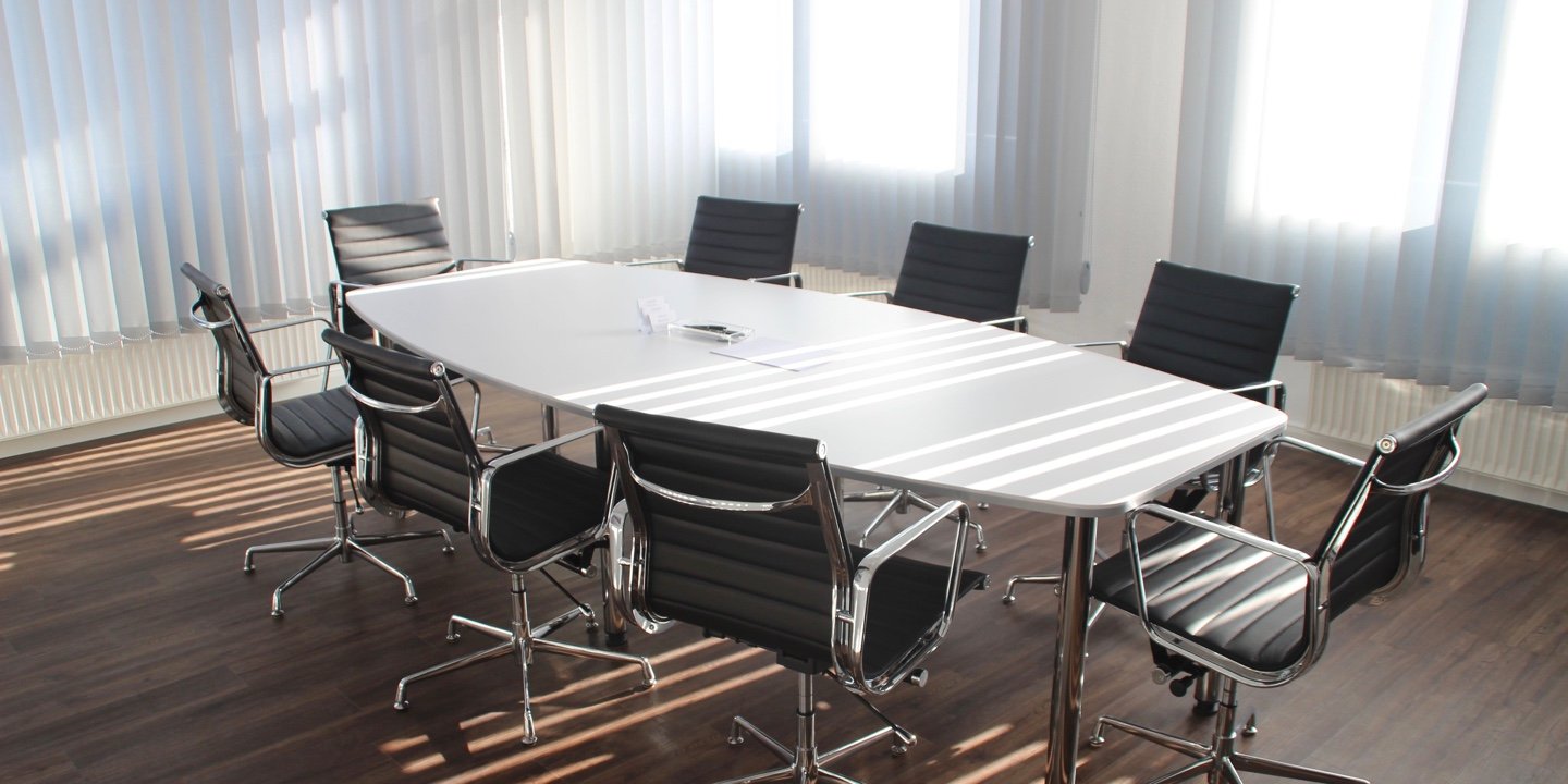7 Reasons to Rent a Meeting Room